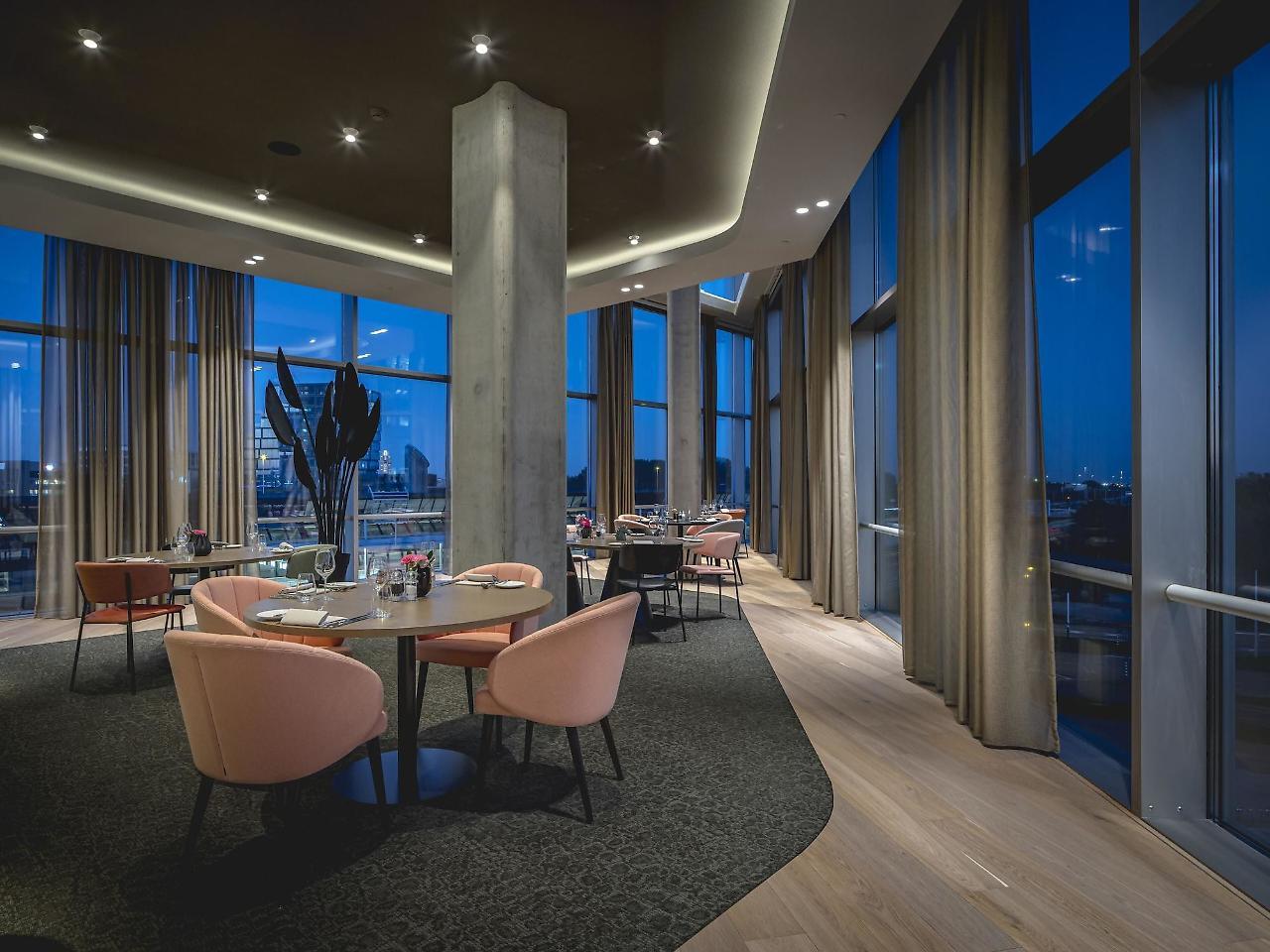 Van Der Valk Hotel Amsterdam Zuidas -Rai Exterior photo